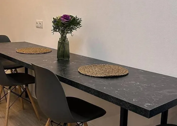 Casa Unica Con Vista Sulla Strada 14 Torno
